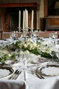 Gedeckter Tisch für Hochzeit in Kronberg
